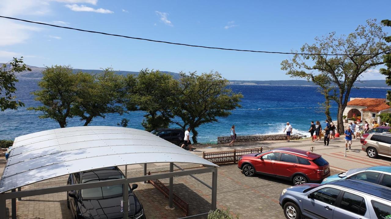 Beachfront Apartmant Veli 노비비노돌스키 외부 사진